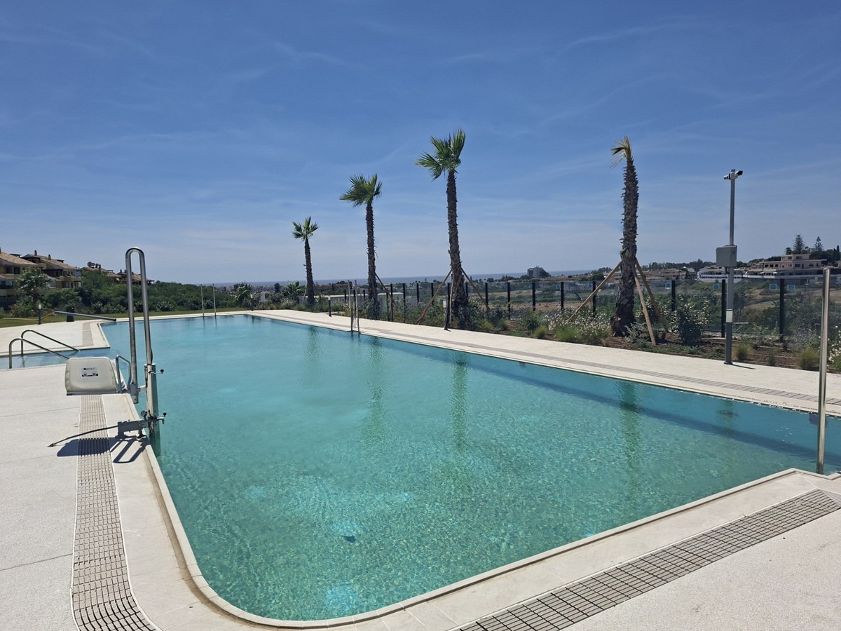 Penthouse in Estepona — photo 1 of 58