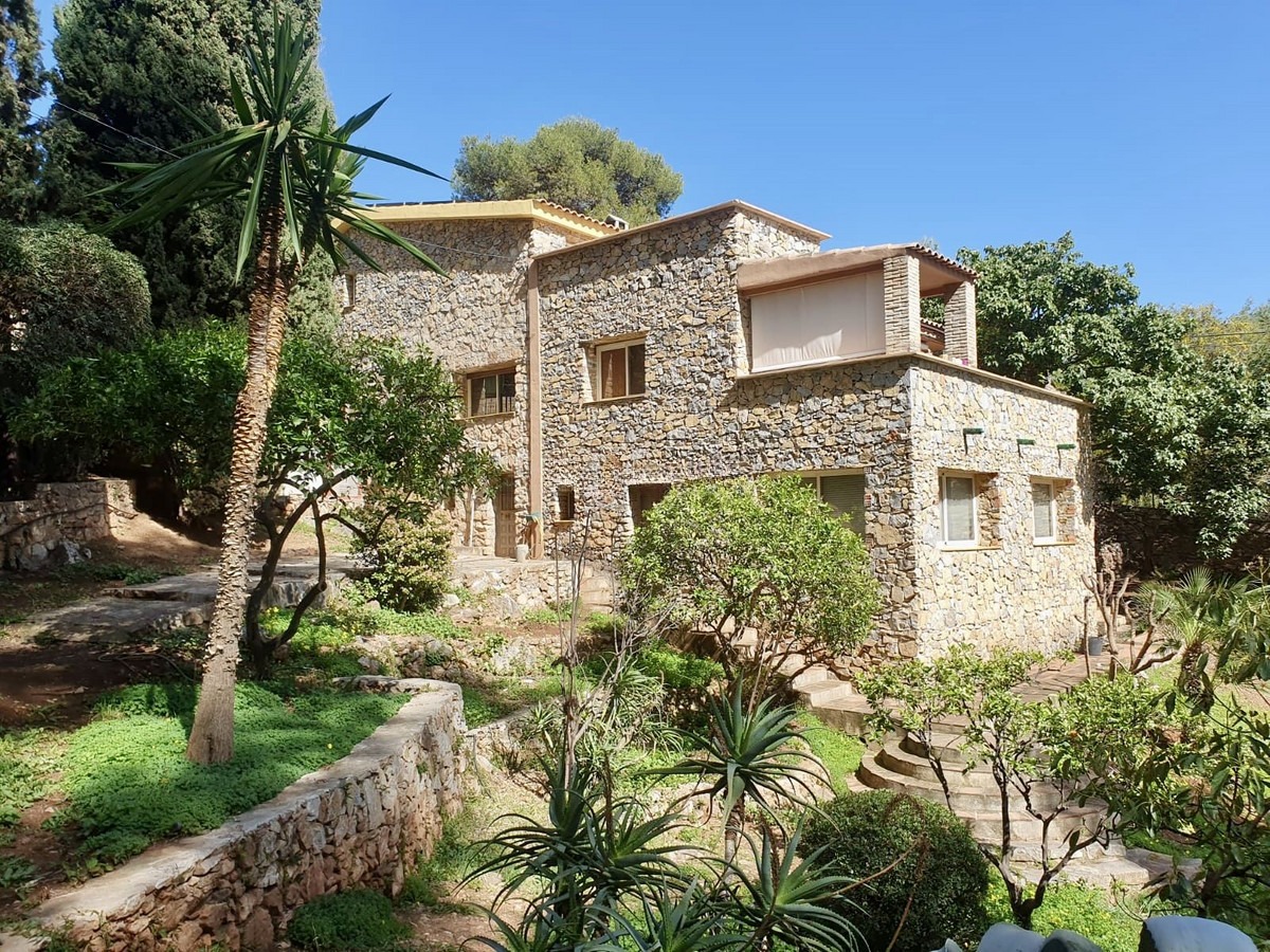 Detached Villa in Marbella — photo 1 of 65