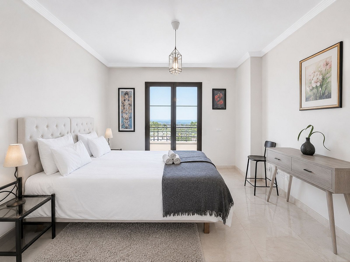 Middle Floor Apartment in Los Arqueros — photo 1 of 27
