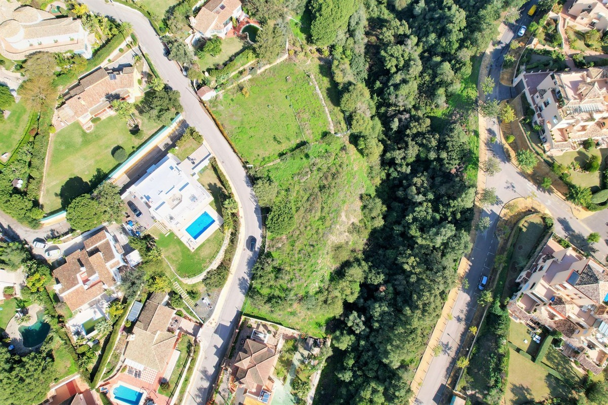 Residential Plot in Elviria — photo 1 of 15