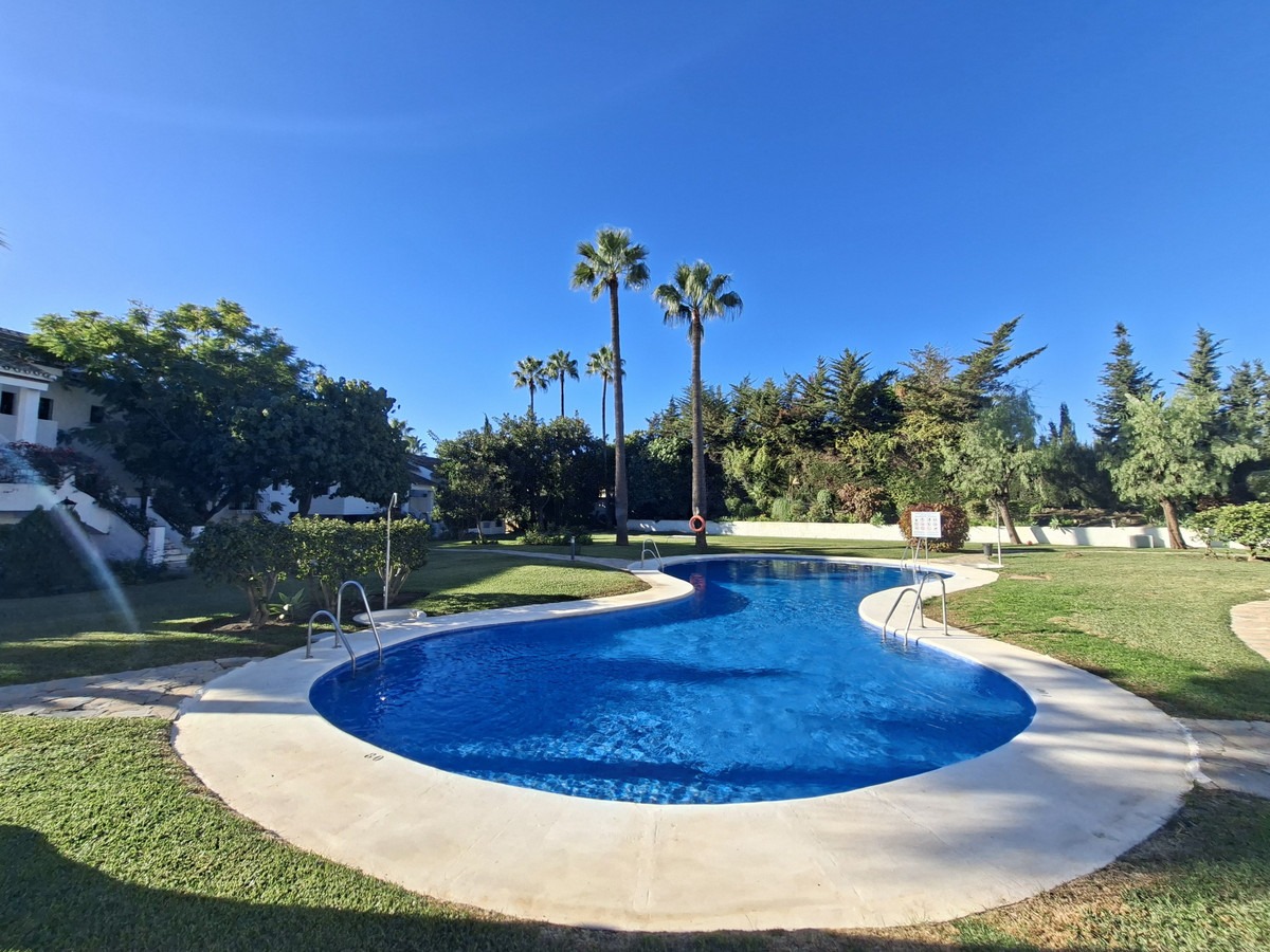 Ground Floor Apartment in Nueva Andalucía — photo 1 of 47