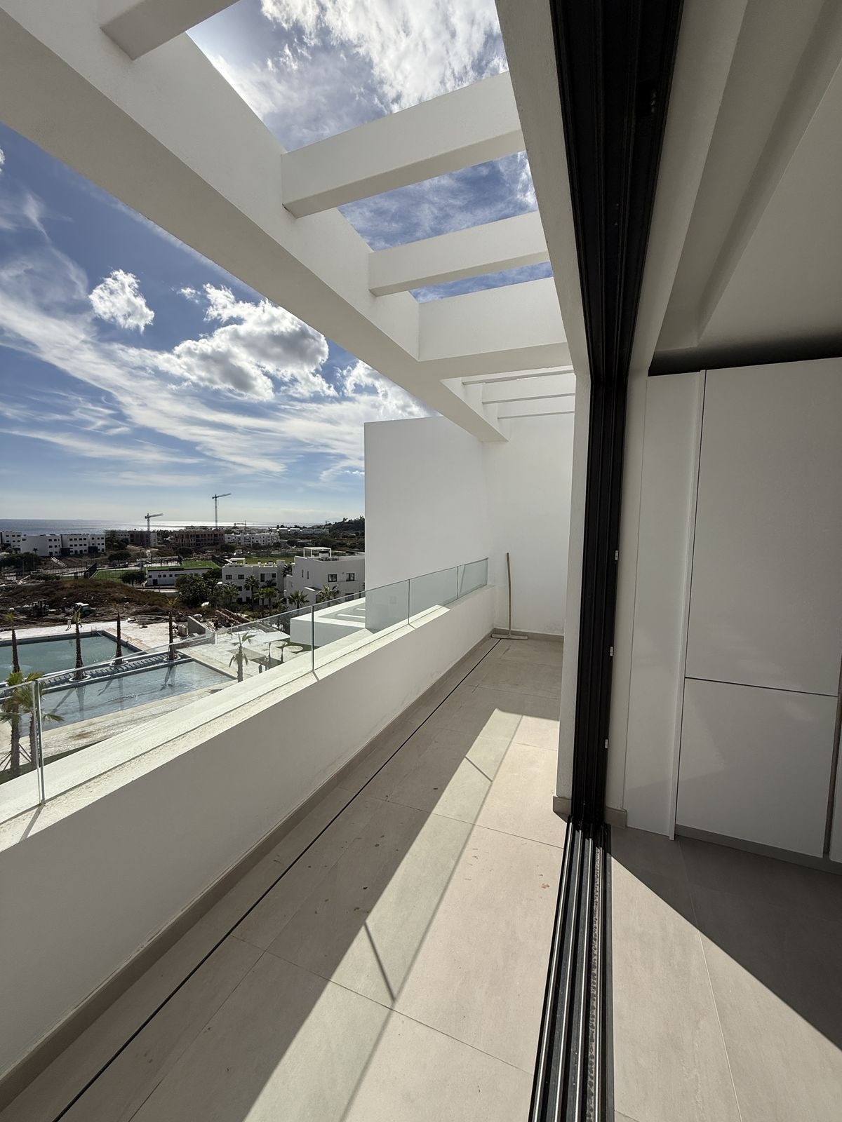 Penthouse in Estepona — photo 1 of 11