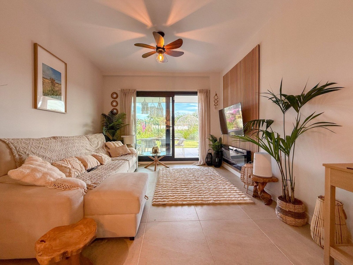 Ground Floor Apartment in Selwo — photo 1 of 36