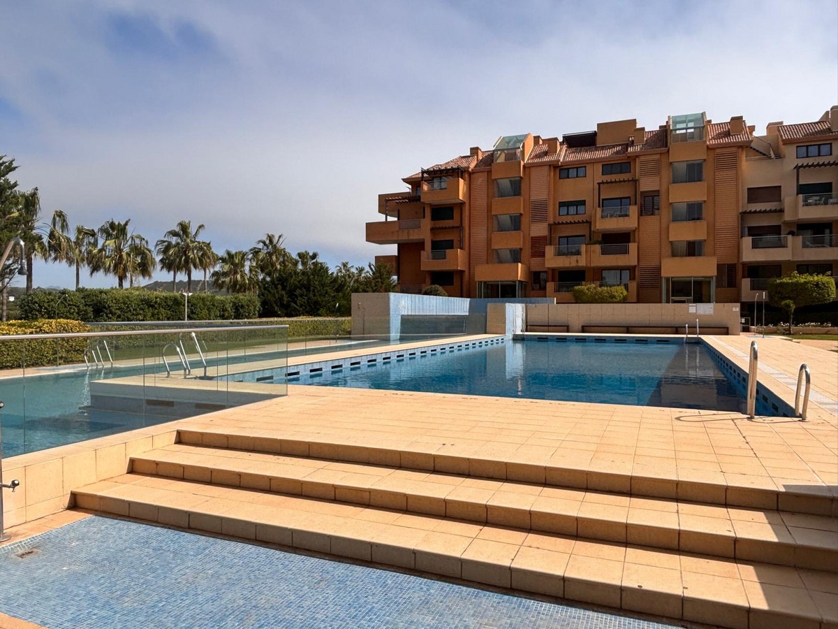Ground Floor Apartment in Sotogrande — photo 1 of 30
