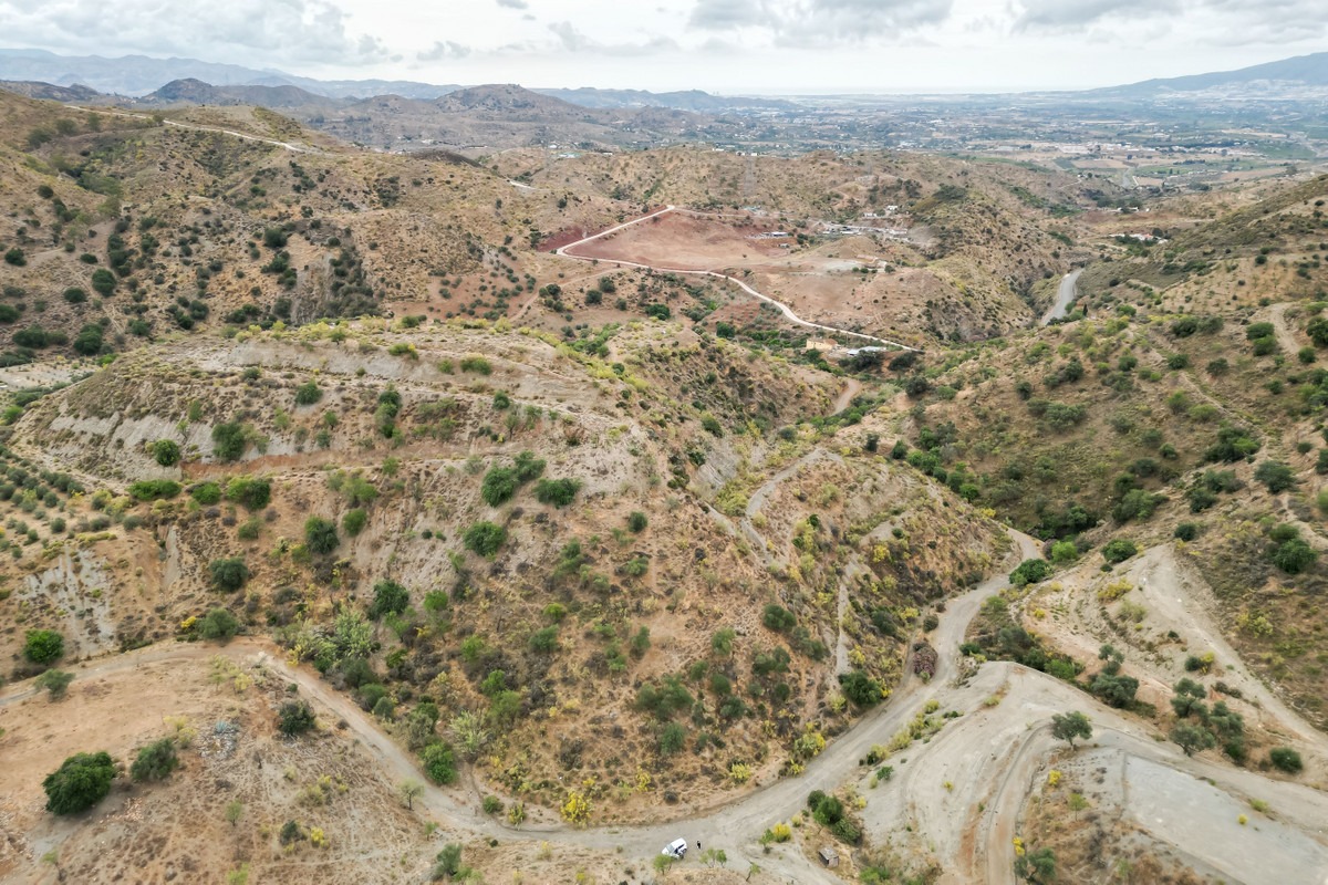 Land in Estacion de Cartama — photo 1 of 30