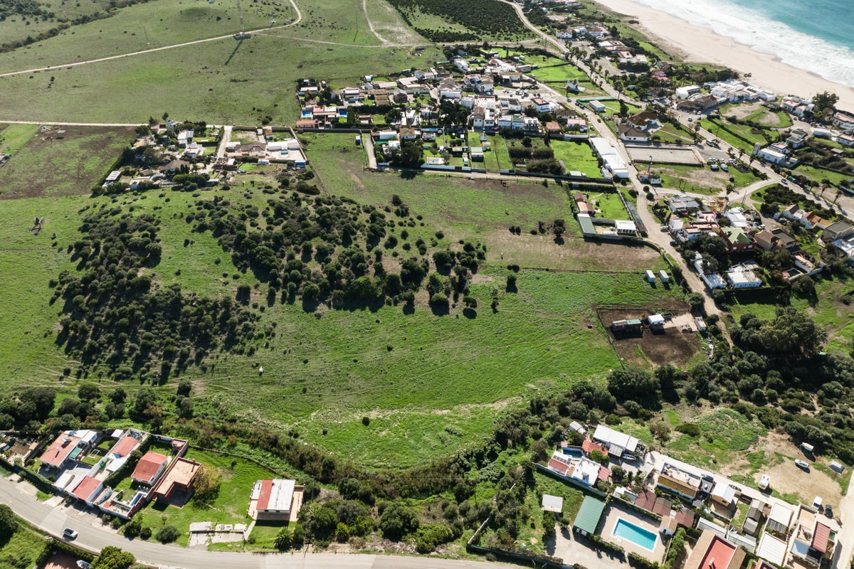 Land in Bolonia — photo 1 of 12