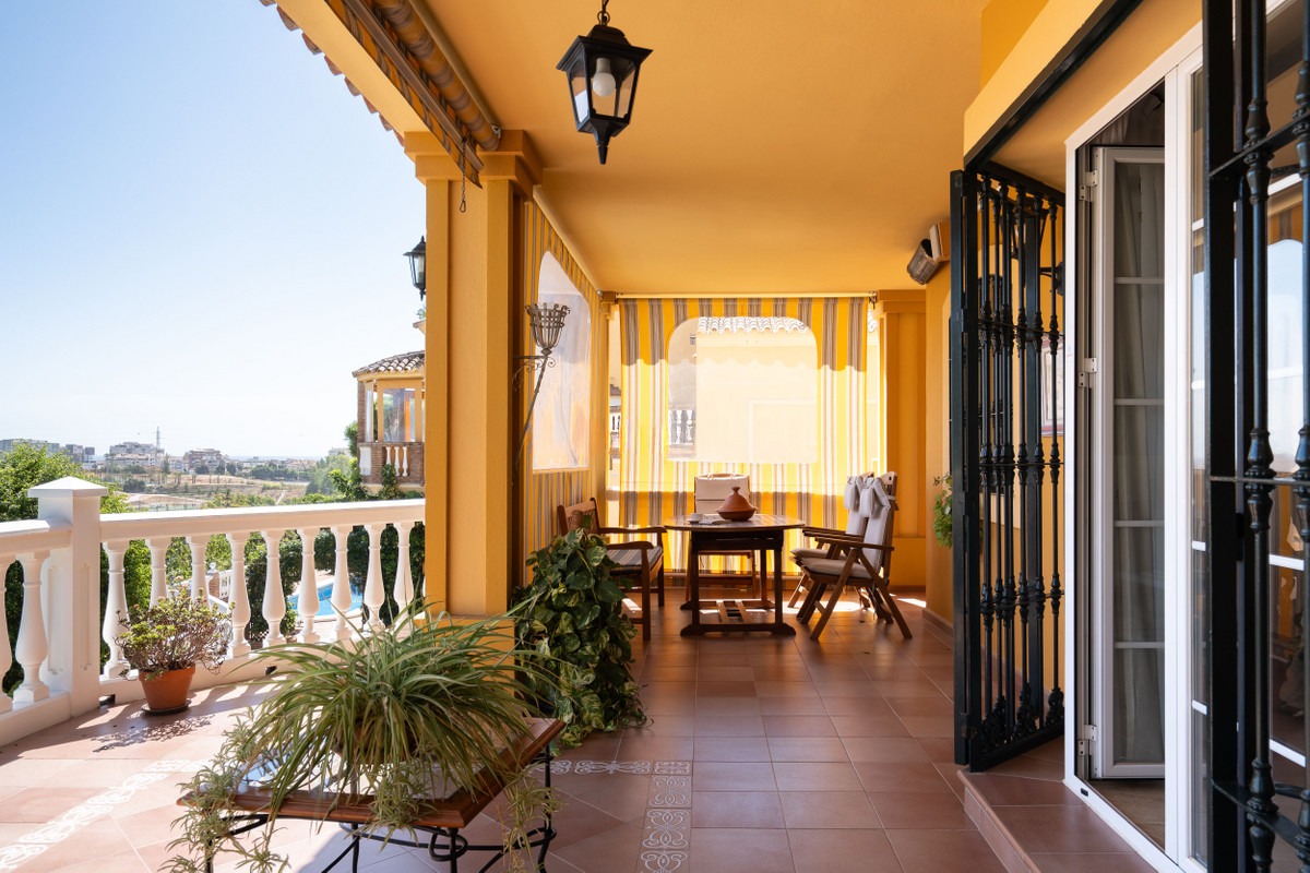 Detached Villa in Mijas Costa — photo 1 of 50