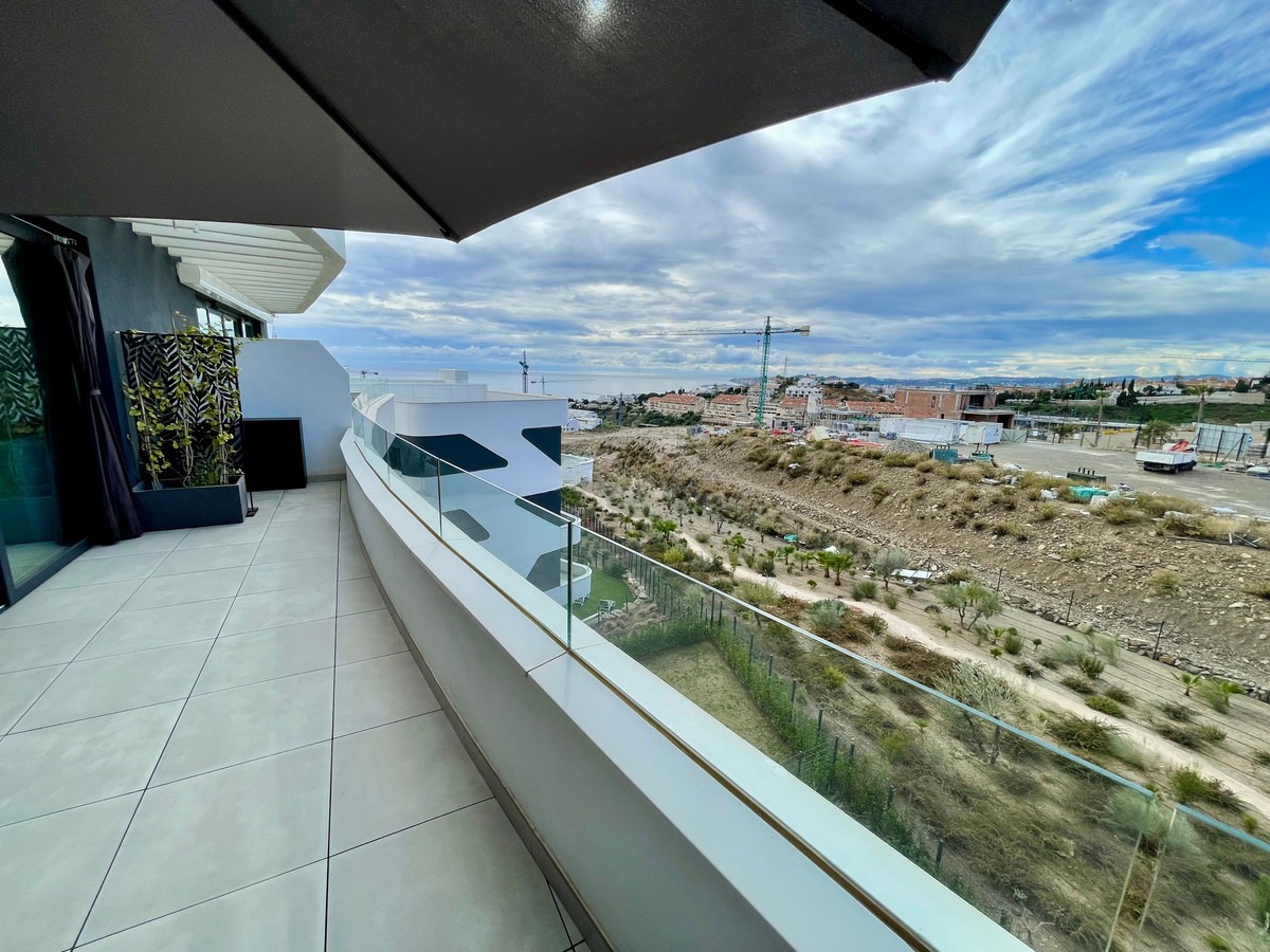 Penthouse in Fuengirola — photo 1 of 34