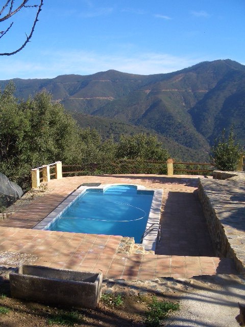 Finca - Cortijo in Jubrique — photo 1 of 14