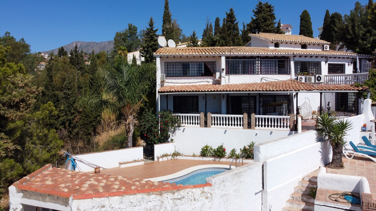Detached Villa in Campo Mijas — photo 1 of 44